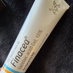 Azalaic Acid 15% Gel